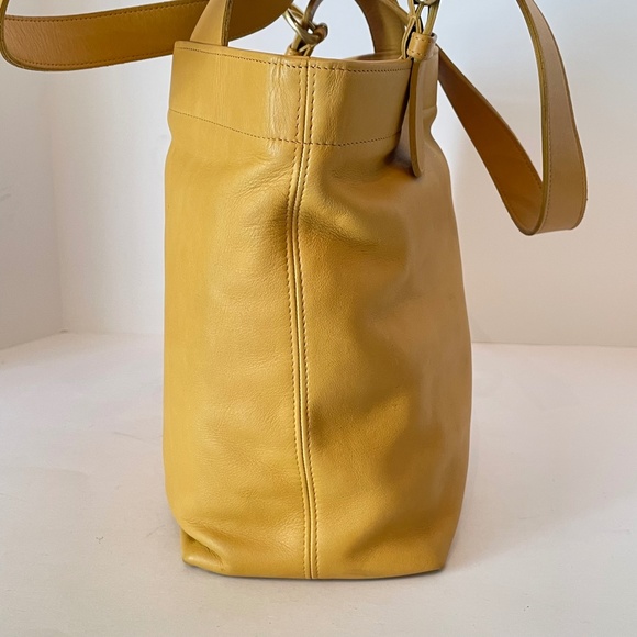 Coach Vintage Soho Lafayette 4140 Shoulder Tote Bag Chamois Yellow Leather - Picture 6 of 16